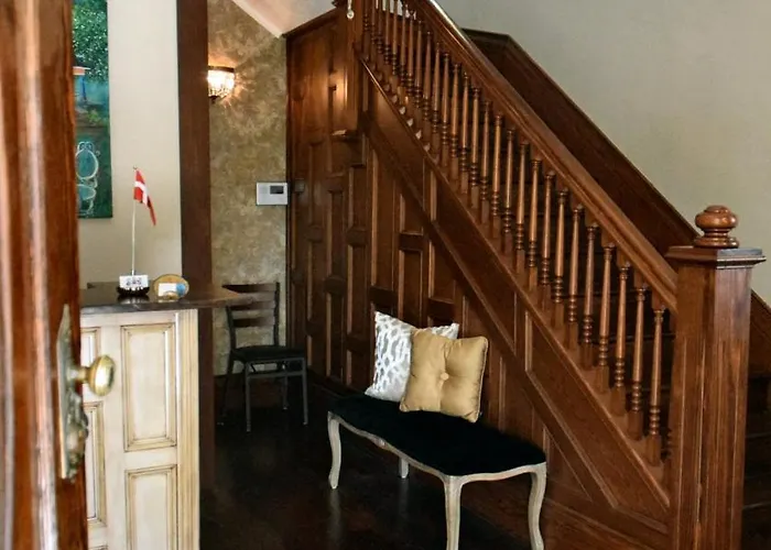 Three Danes Inn